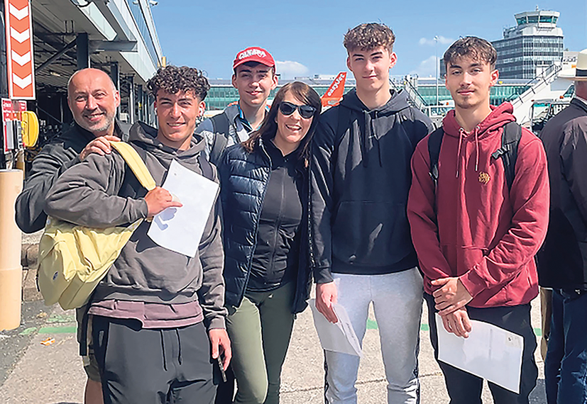 Cutting-edge treatment clears mum of cancer